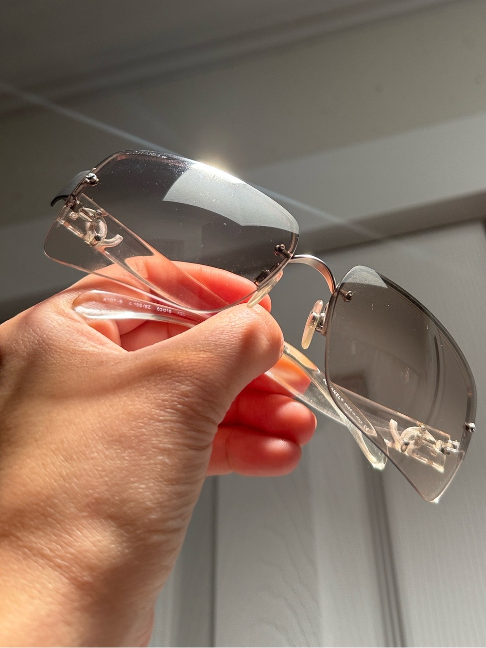 CHANEL Rimless Sunglasses in Light Brown Gradient Lens VINTAGE - Picture 8 of 16
